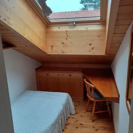 Apartment Ferienwohnung Am Staufenhang In *